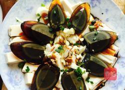 凉拌皮蛋豆腐的做法图解6