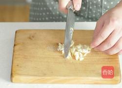 上汤豌豆苗的做法图解2