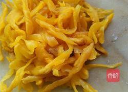 猪肉炒咸罗卜条的做法图解3
