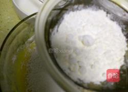 电饭锅版蛋糕的做法图解4