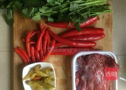 野山椒牛肉的做法图解1