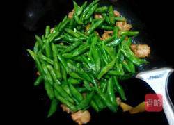 紫苏四季豆炒肉的做法图解6