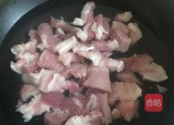 红烧肉炖干豆角木耳葫芦条的做法图解3