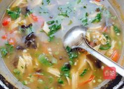 酸辣肉丝汤的做法图解5