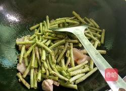 豆角炒五花肉的做法图解6