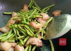 豆角炒五花肉的做法图解9