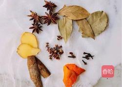 台湾卤肉饭的做法图解1