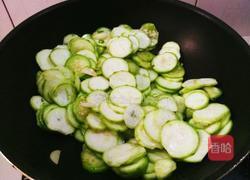 粉条丝瓜汤的做法图解6