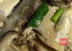 豆腐鯽鱼汤的做法图解5