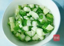 黄瓜粥的做法图解1