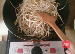 酸辣炒豆芽的做法图解5