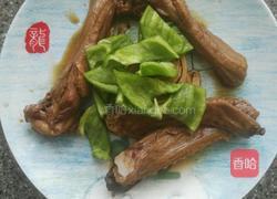 炒卤菜的做法图解1
