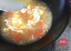 西红柿豆腐鸡蛋汤的做法图解5