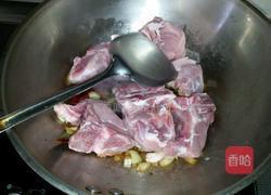 猪脊骨炖酸菜的做法图解6