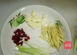 土豆片炒肉的做法图解2