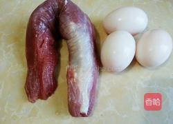猪里脊肉滑蛋的做法图解1