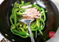 菜椒炒火腿的做法图解5