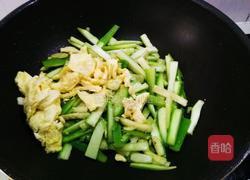 丝瓜炒鸡蛋的做法图解8