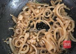 猪皮炒黄瓜胡萝卜的做法图解3