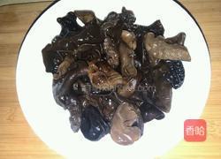 黑木耳炒肉的做法图解4