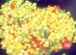 双椒炒玉米的做法图解7