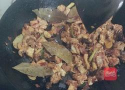 牛肉烧萝卜的做法图解3