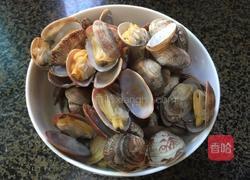 酱炒花蛤的做法图解1