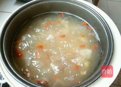 薏米桂圆莲子汤的做法图解4