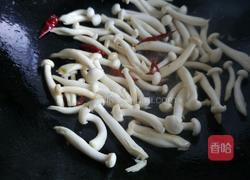 鹌鹑蛋烧白玉菇的做法图解6