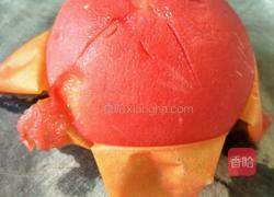 番茄鲜虾窝蛋面的做法图解2