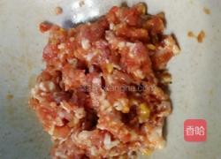 玉米肉馅包子的做法图解3