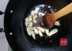 爆炒肥肠的做法图解11