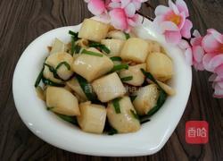 韭菜炒粉肠条的做法图解8