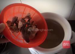 千张木耳鸡杂汤的做法图解5
