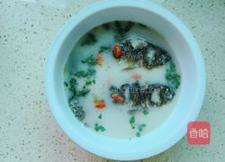 鲫鱼奶白汤的做法图解7