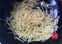 青椒土豆丝的做法图解9