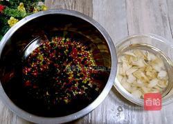 三豆百合红枣粥的做法图解2