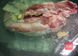 白灼猪舌的做法图解1