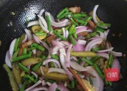 豆角炒茄条的做法图解4