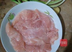 油炸鸡柳的做法图解1