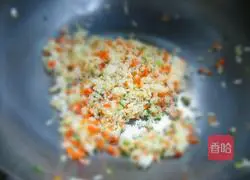 Egg Fried Rice Recipe Illustration 6