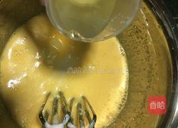 奶香蒸蛋糕 不用烤箱也能做的美味 喜欢就收藏吧的做法图解4