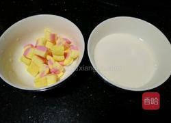简易牛奶布丁的做法图解1