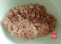 生葛猪肉饺的做法图解1