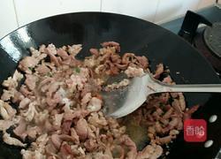 泡椒炒肉的做法图解3