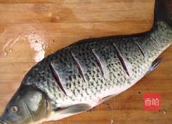 蒜爆鱼的做法图解1