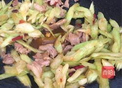猪肉炒西芹的做法图解11