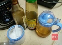 火腿炒鸡蛋的做法图解2