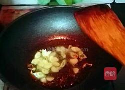 尖椒溜肥肠的做法图解4