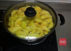 水煮黄桃的做法图解2